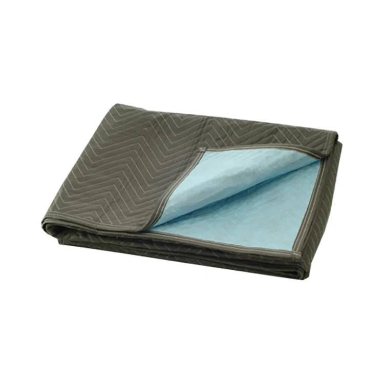 Coperta imbottita per mobili