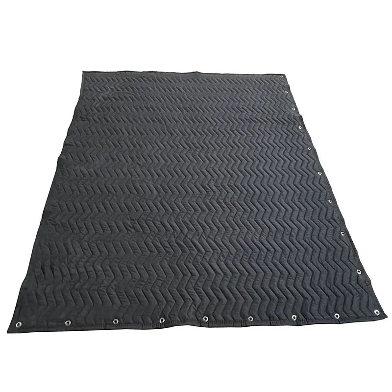 Coperta fonoassorbente con occhielli